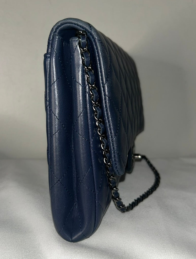 CHANEL Classic Quilted Lambskin Leather Single Flap Shoulder Bag Navy Blue