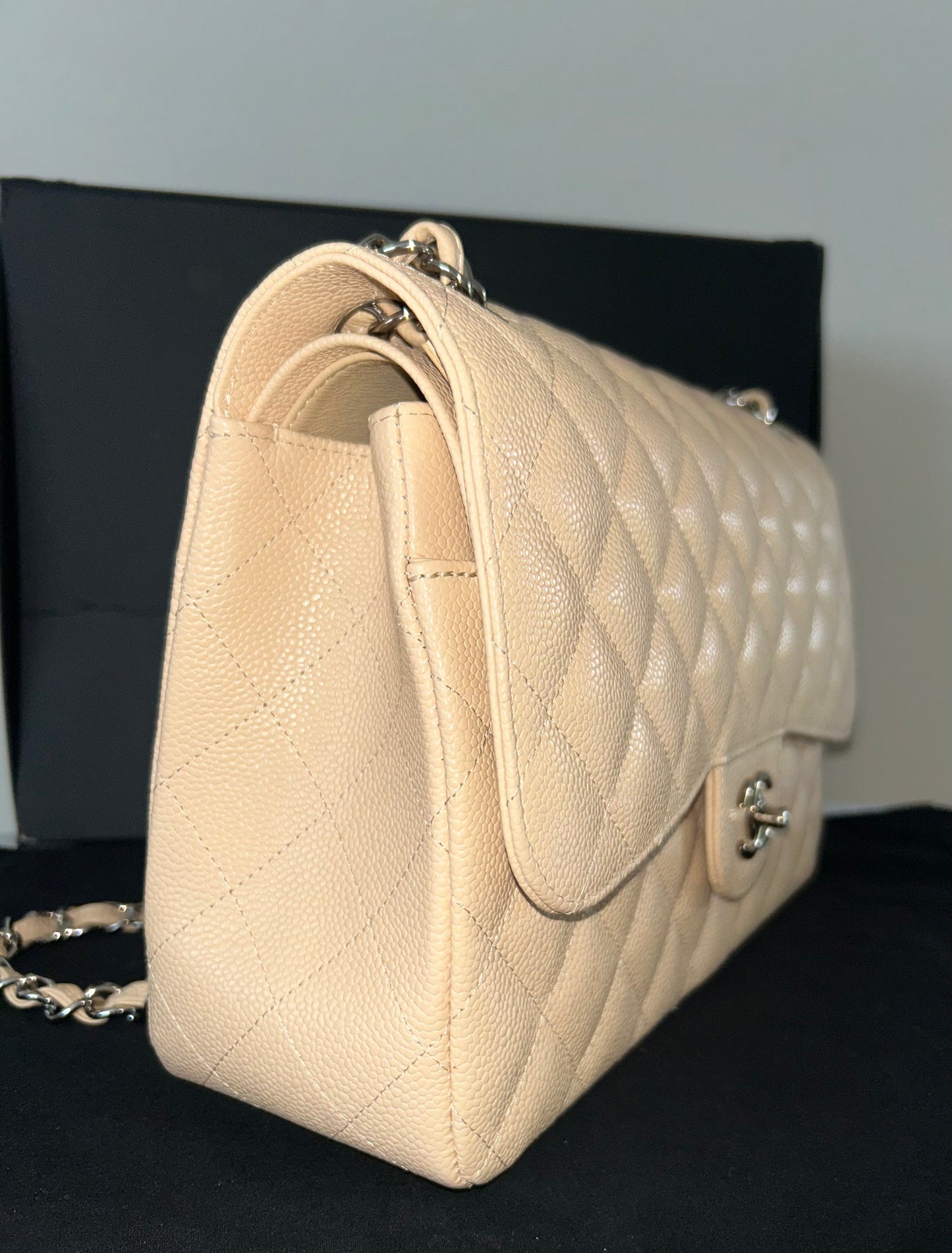 CHANEL Classic Jumbo Double Flap Quilted Caviar Leather Handbag Beige Clair