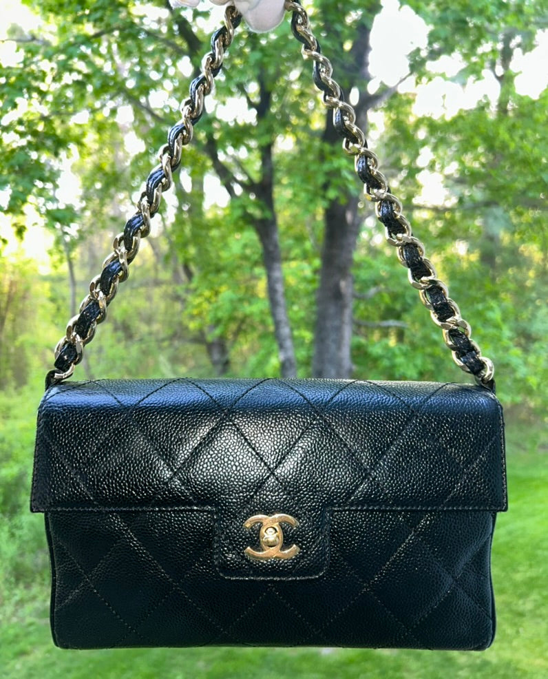 CHANEL Medium Classic Single Flap Quilted Caviar Handbag Black / 24k Gold RARE