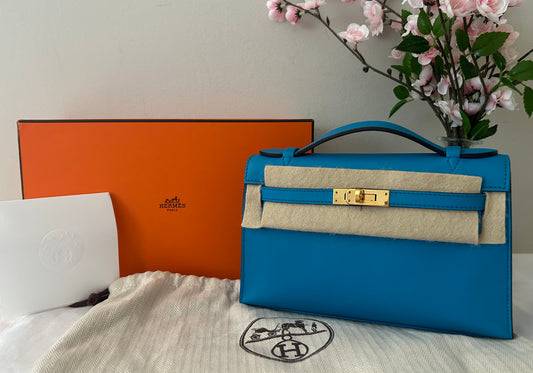 HERMÈS Kelly Pochette Bleu Zanzibar Swift Leather Gold Hardware Stamp A