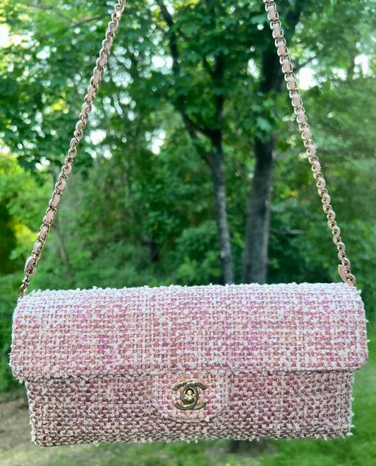 CHANEL Classic CC East West Tweed Shoulder Bag Pink