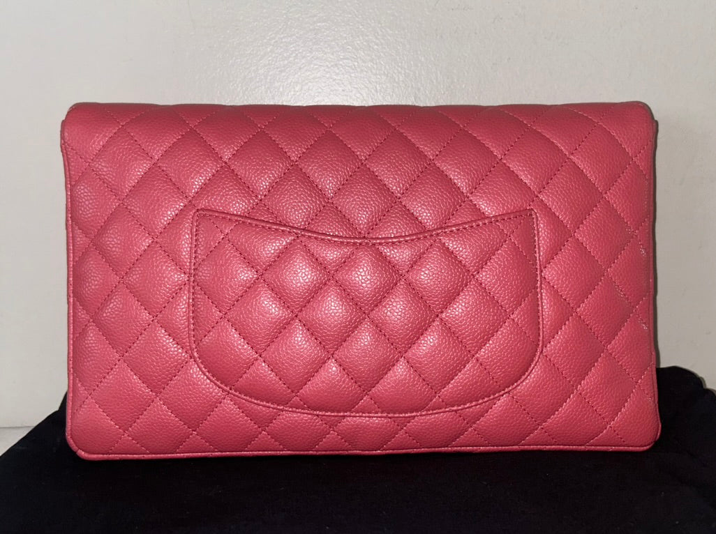 CHANEL Classic Flap Clutch Quilted Caviar Pink / Gold Hardware