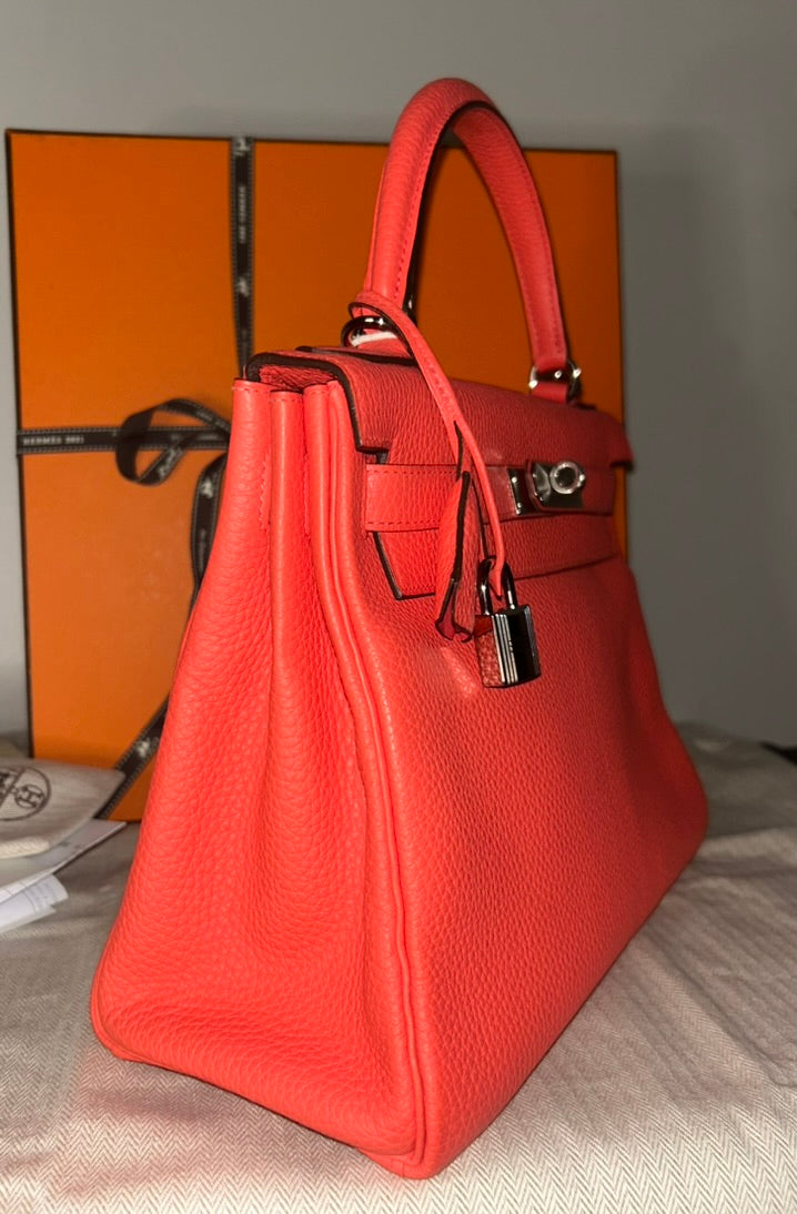 HERMÈS Kelly 28 Rose Texas Clemence Palladium Hardware Handbag - Z Stamp