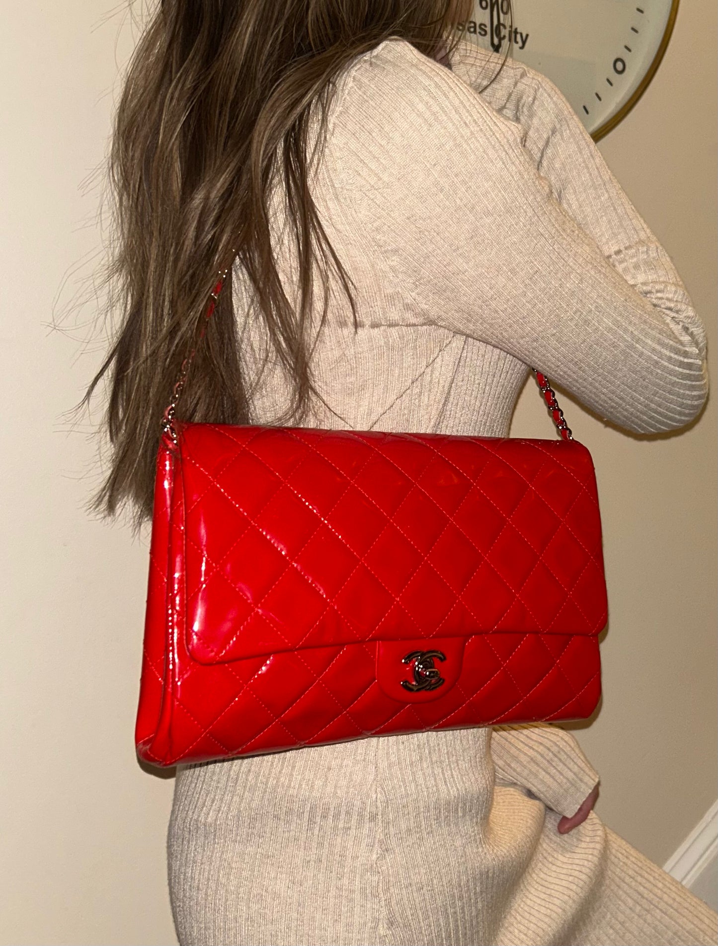 CHANEL CC Classic Quilted Patent Leather Single Flap Shoulder Bag Red