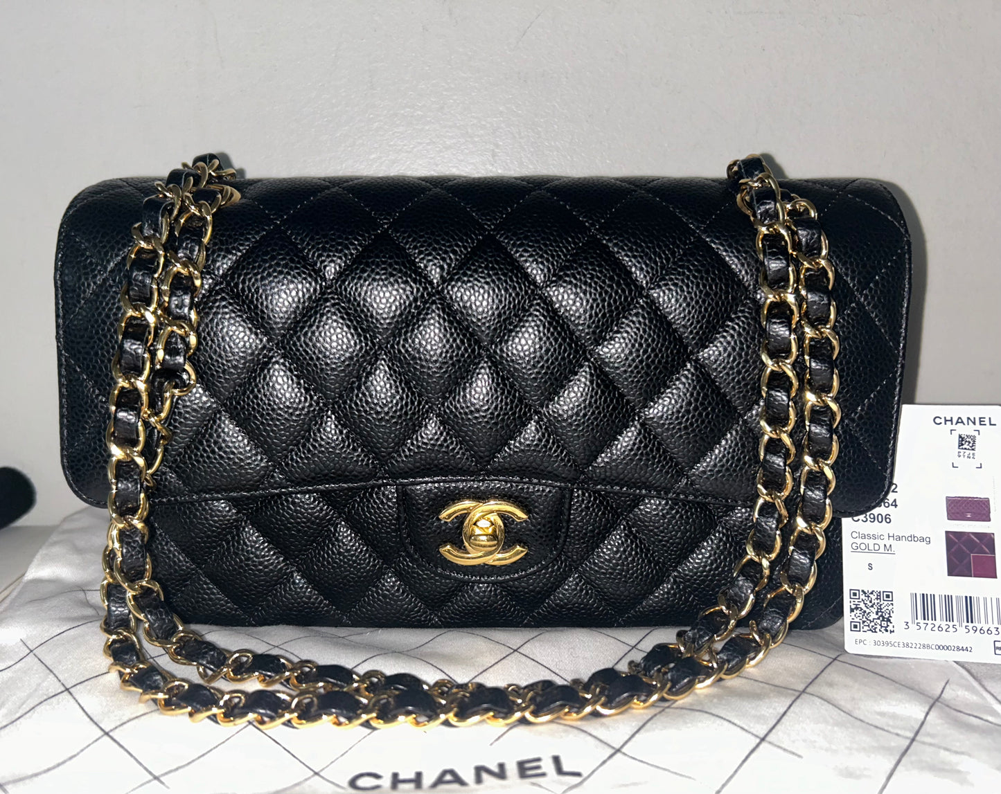 CHANEL 23S Classic 11.12 Medium Double Flap Caviar Handbag Black/Gold