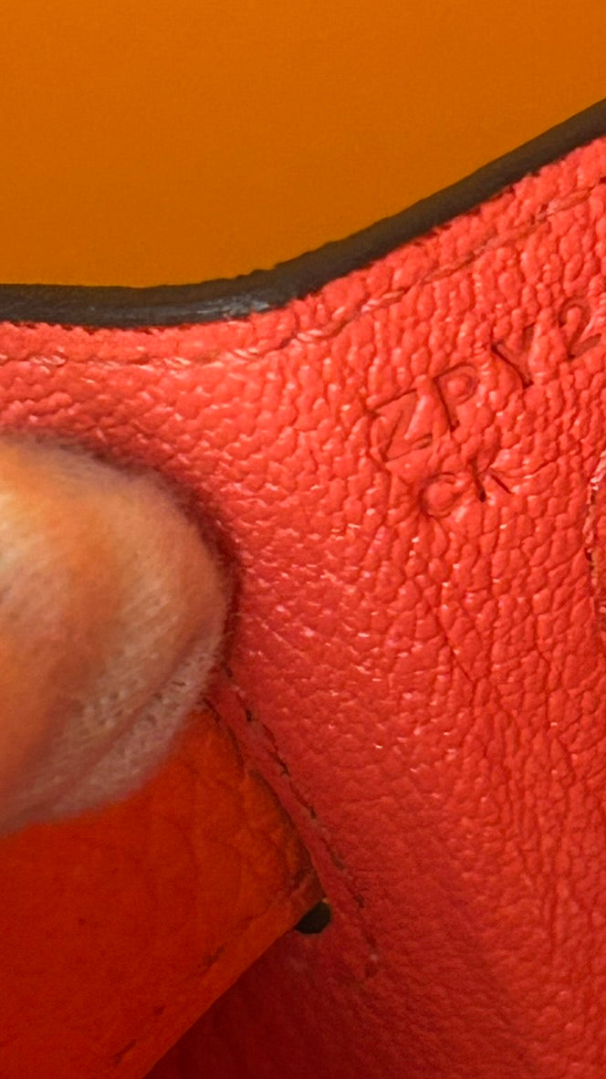 HERMÈS Kelly 28 Rose Texas Clemence Palladium Hardware Handbag - Z Stamp