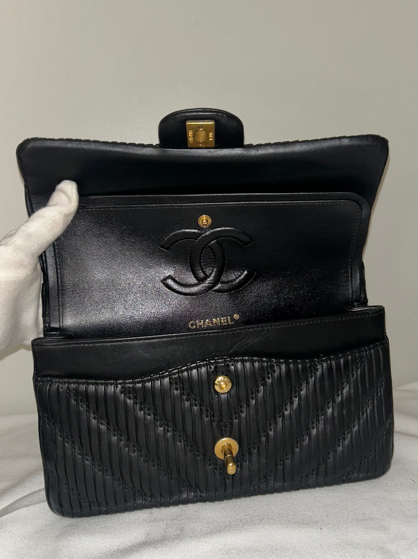 CHANEL Medium Classic Double Flap Pleated Calfskin Handbag Black / Gold