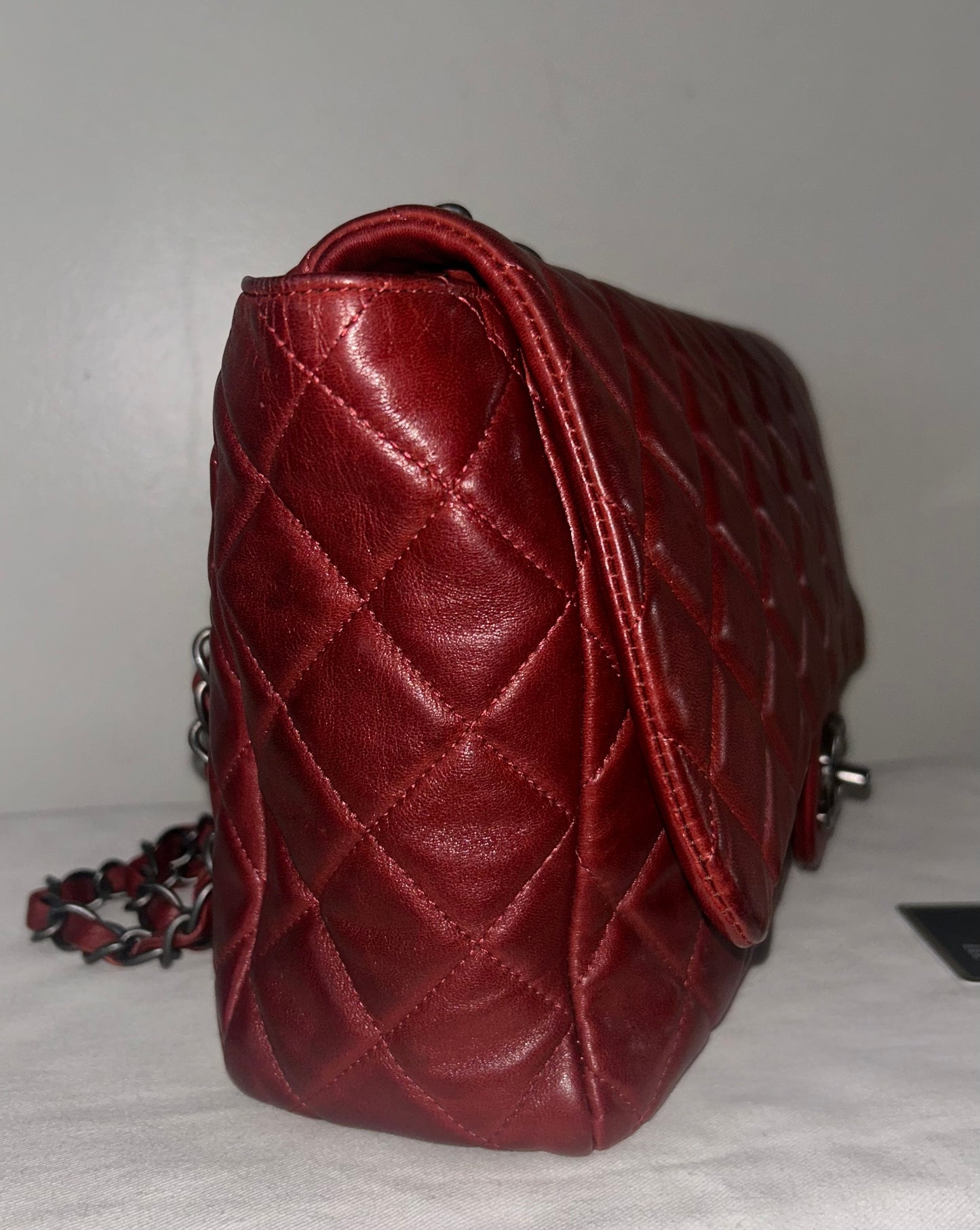 CHANEL Classic Jumbo Quilted Lambskin Leather Handbag Burgundy