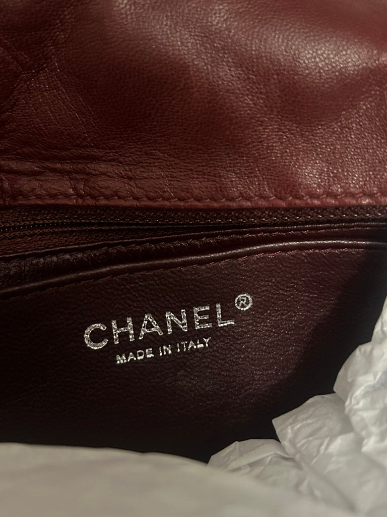 CHANEL Classic Jumbo Quilted Lambskin Leather Handbag Burgundy