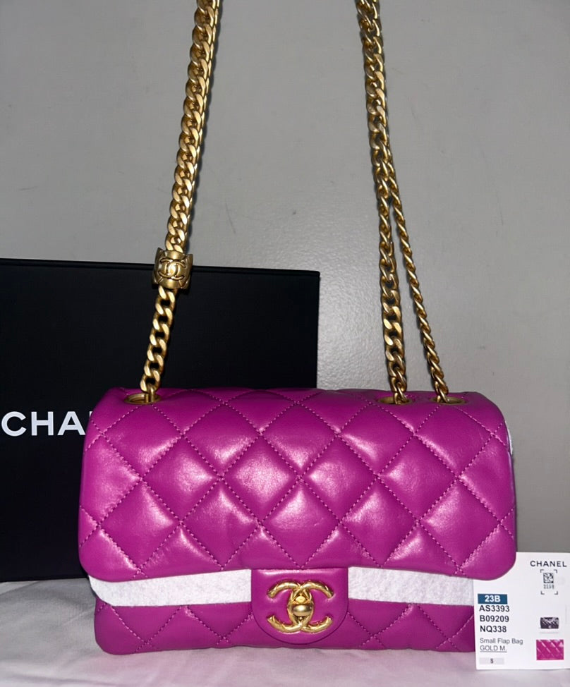 CHANEL 23B Small Crush Quilted Calfskin Flap Bag Magenta / Gold Hardware