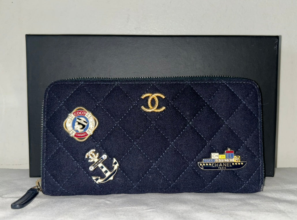 CHANEL 18A Nautical Charming Long Zip Wallet & Card Holder Set in Navy *RARE*