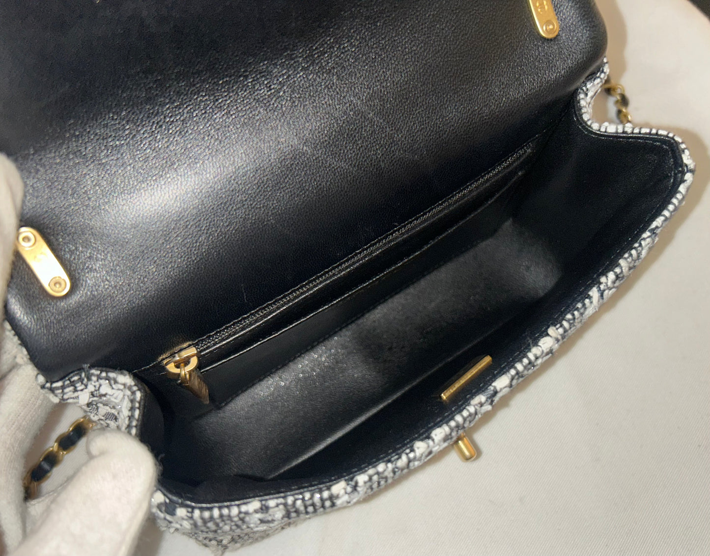 CHANEL CC Mini Pearl Flap Bag Sequin Tweed Black & White / Gold Hardware