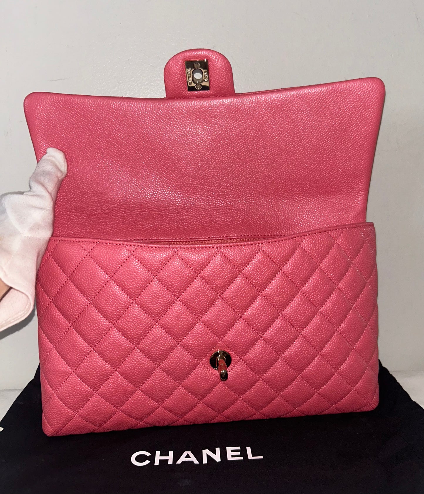 CHANEL Classic Flap Clutch Quilted Caviar Pink / Gold Hardware