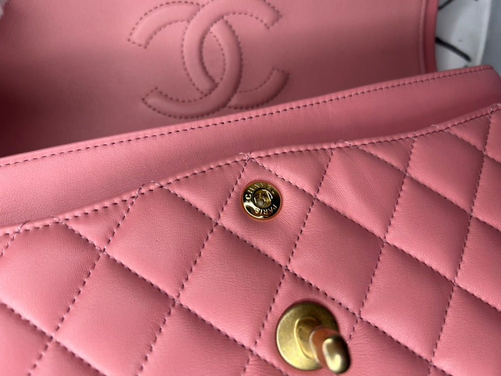 CHANEL Classic Small Double Flap Bag Quilted Lambskin Light Pink / Gold