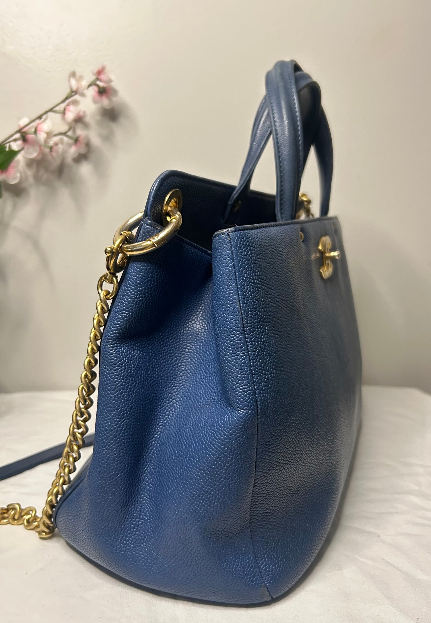 CHANEL CC Lock Large Shopping Tote Bag Caviar Leather Navy Blue