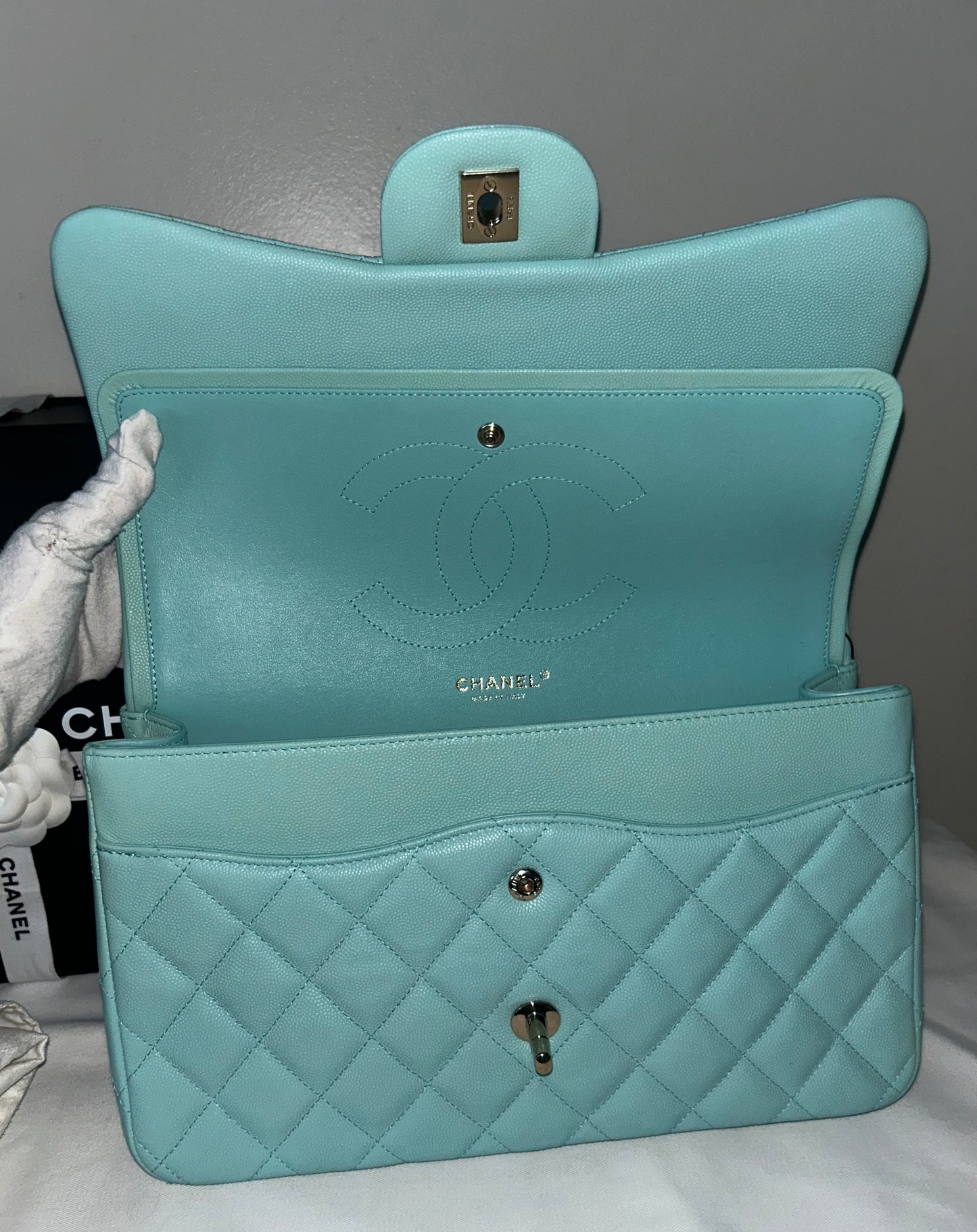 CHANEL 19C Classic Jumbo Double Flap Quilted Caviar Handbag Tiffany Blue/Light Gold