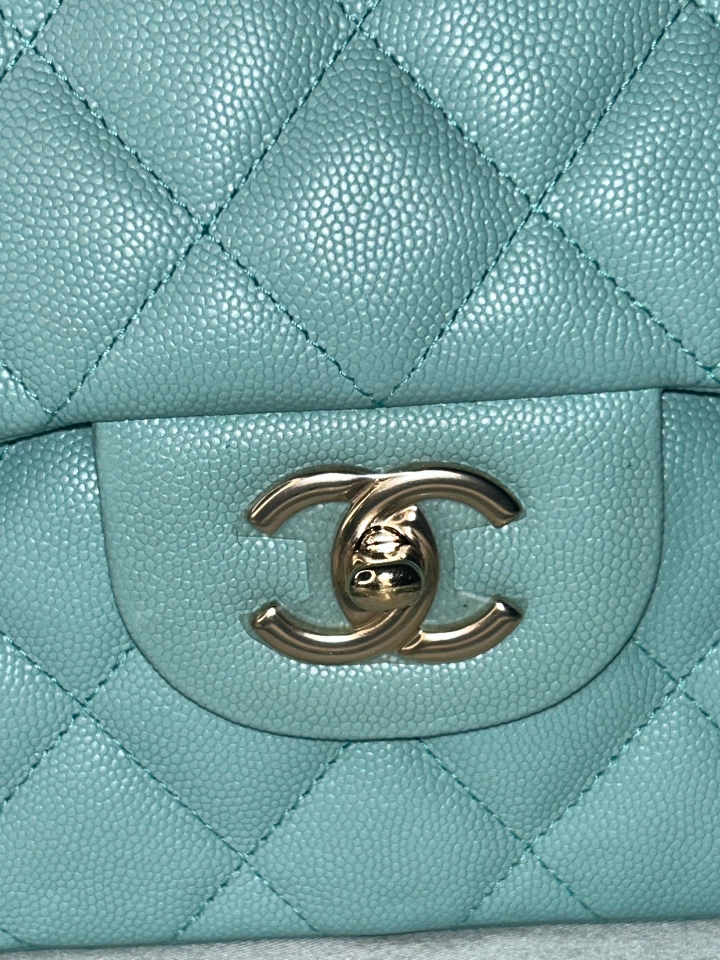 CHANEL 19C Classic Jumbo Double Flap Quilted Caviar Handbag Tiffany Blue/Light Gold