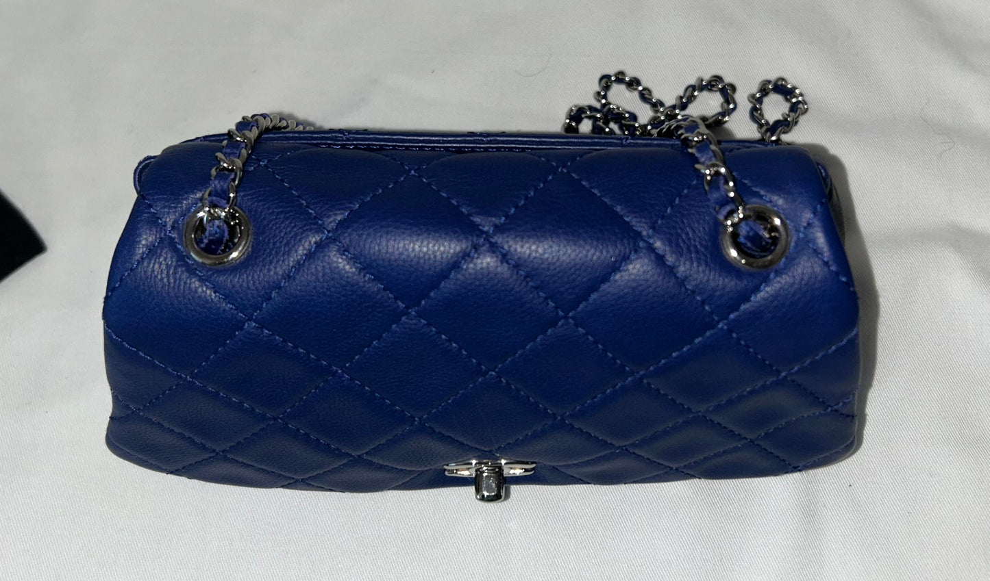CHANEL Small Curvy Flap Bag Quilted Calfskin in Navy