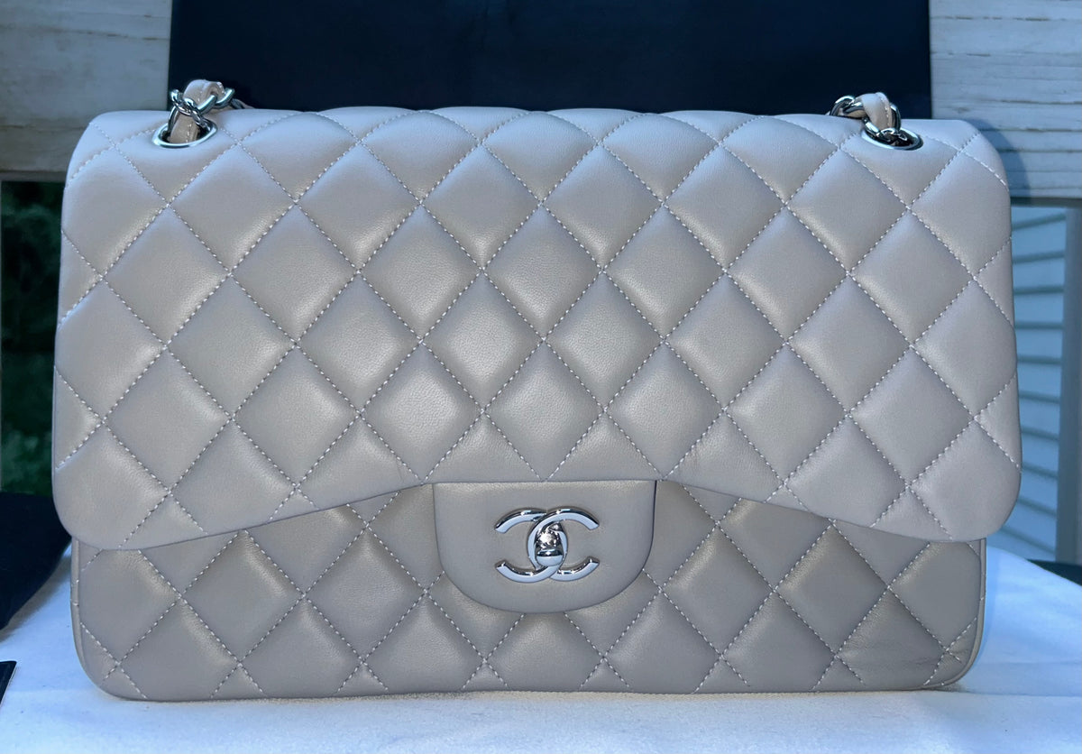 CHANEL 19B Classic Jumbo Double Flap Quilted Lambskin Leather Handbag Light Grey