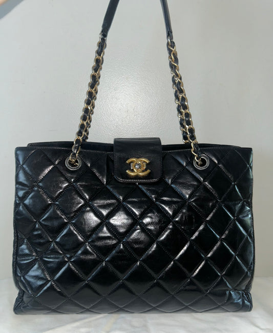 CHANEL Large Daily Walk Tote Bag Quilted Glazed Calfskin Black