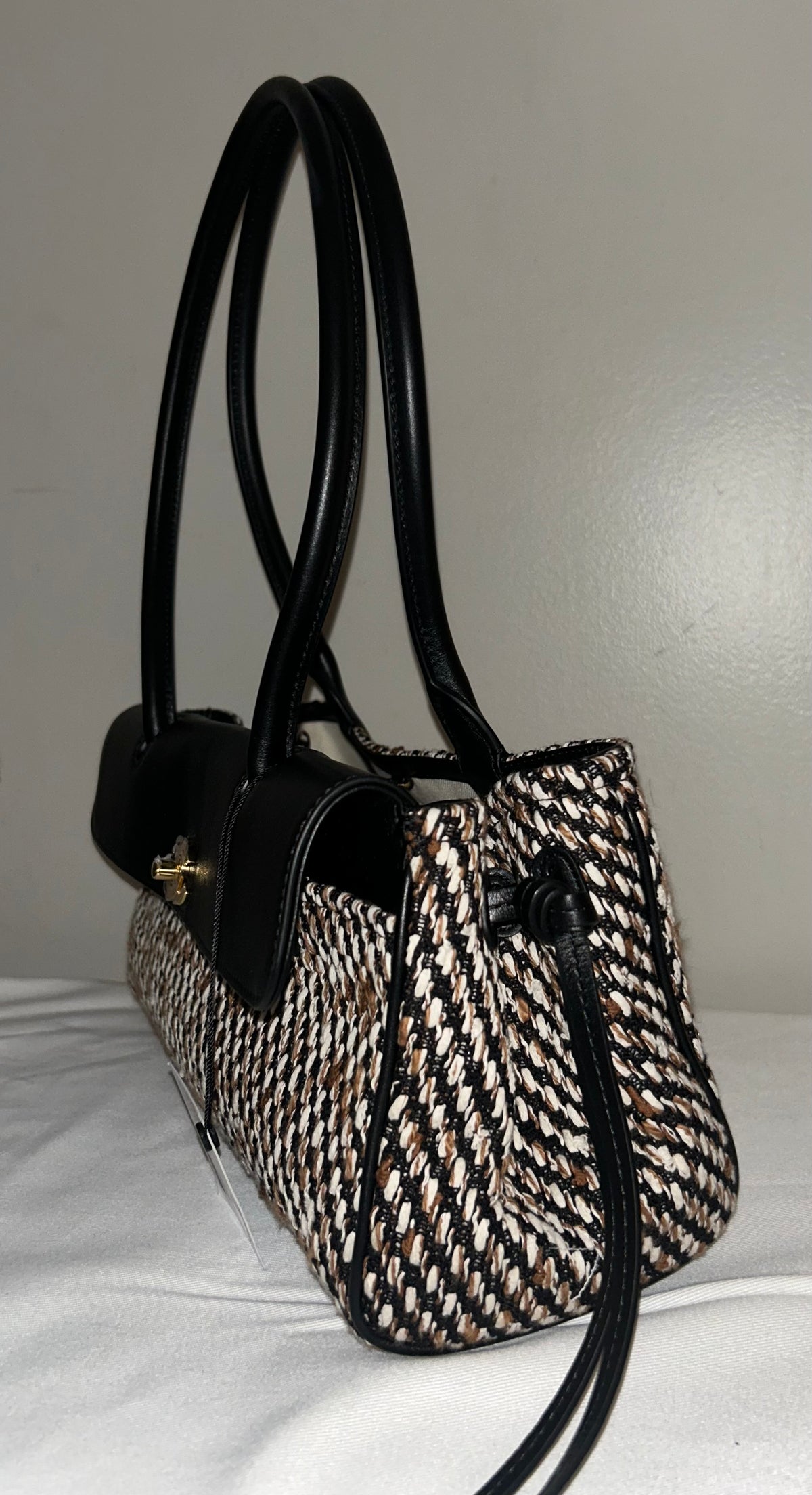 CHANEL 26S "Urban Essential" East West Small Shopping Tote Tweed/Leather Black