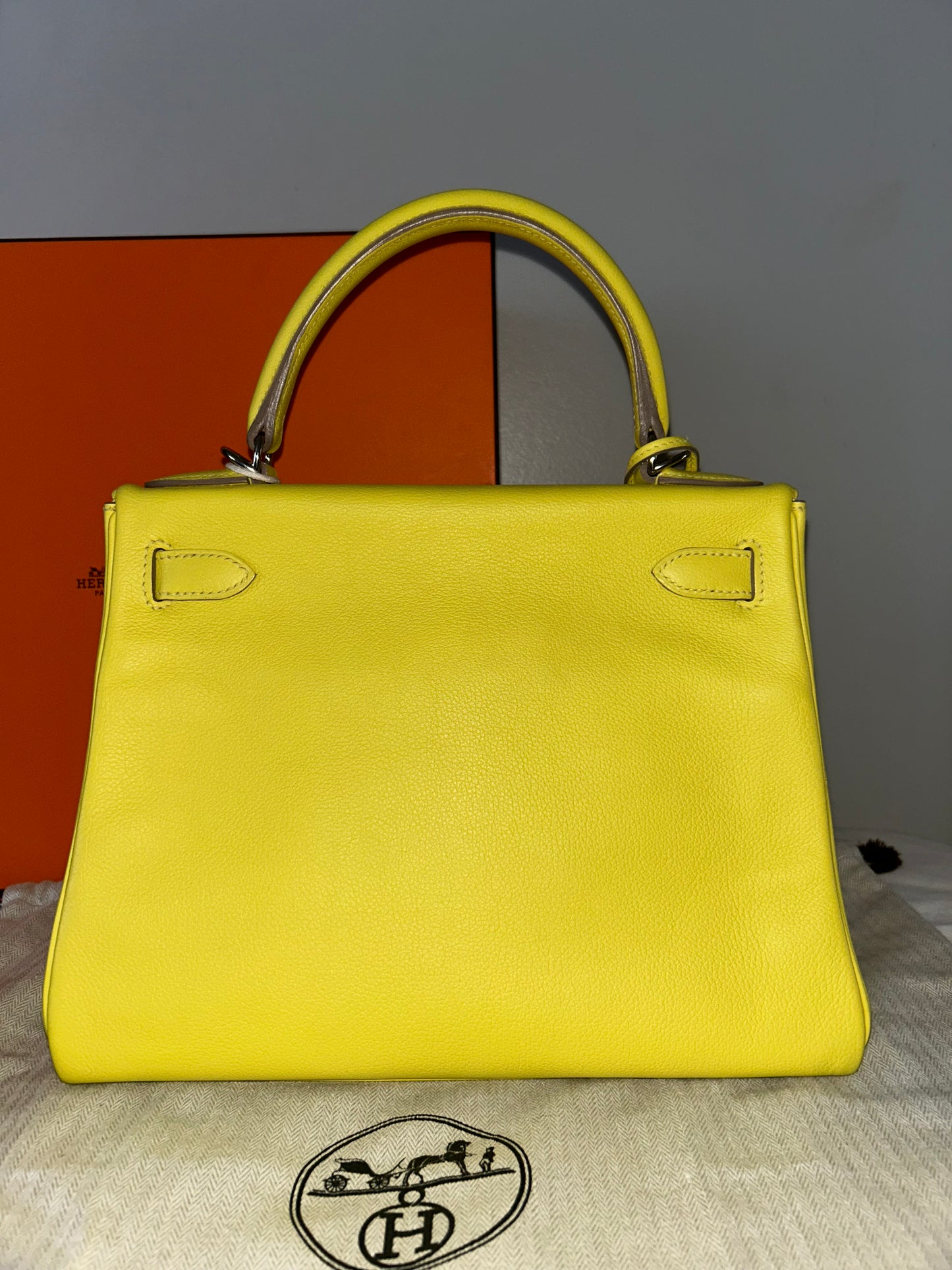 HERMÈS Kelly 28 Lime Evercolor Leather Palladium Hardware Handbag