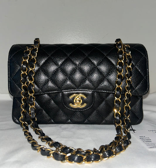 CHANEL 25B Small Classic Double Flap Caviar Quilted Handbag Black/Gold Hardware