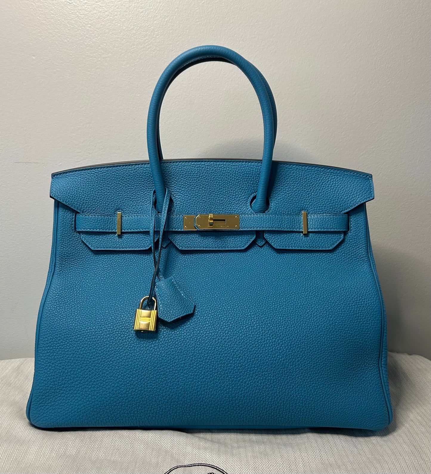 HERMÈS Birkin 35 Bleu Izmir Togo Leather Gold Hardware Handbag