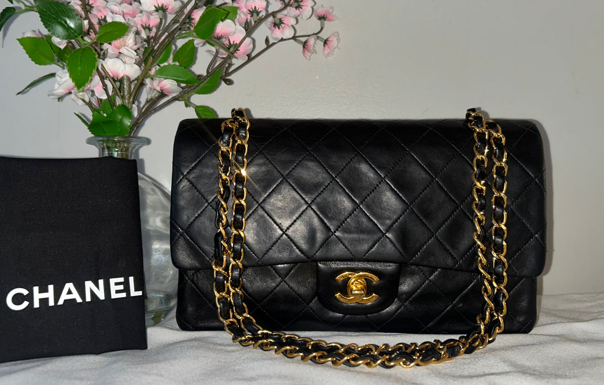 CHANEL Vintage Medium Double Flap Lambskin Quilted Handbag Black / 24k Gold