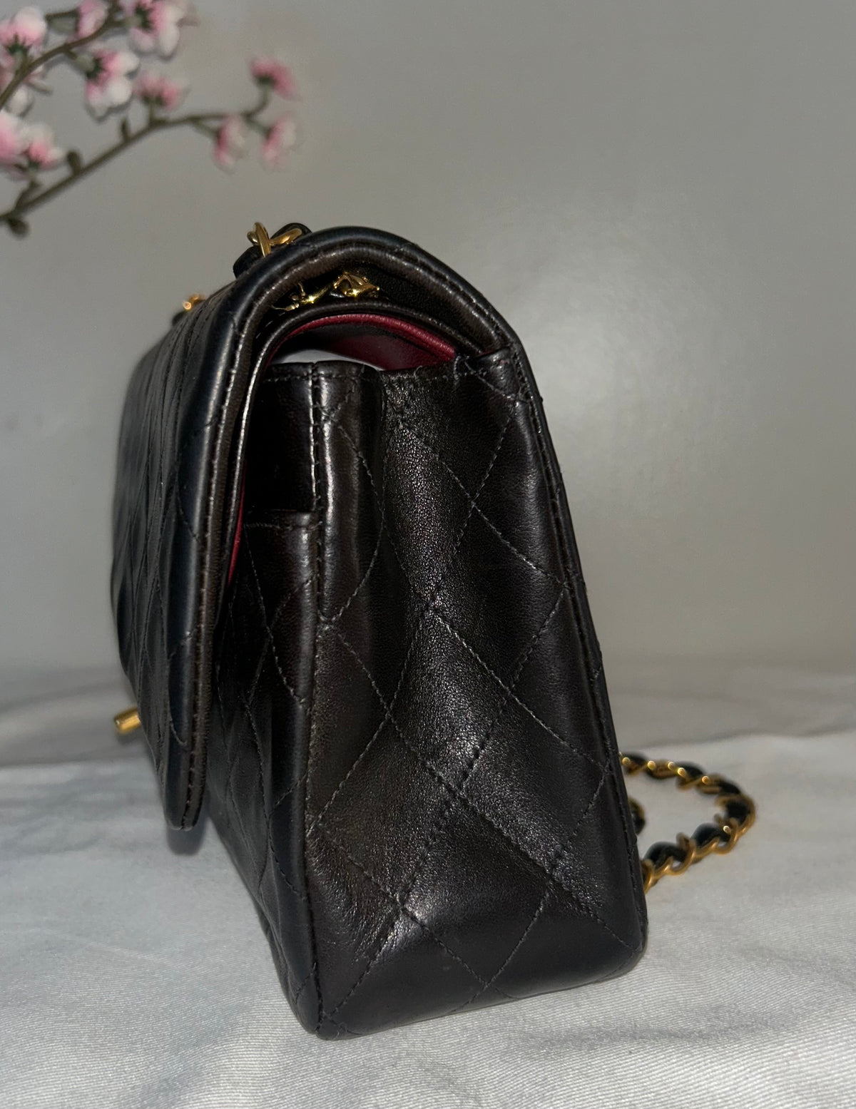 CHANEL Vintage Medium Double Flap Lambskin Quilted Handbag Black / 24k Gold