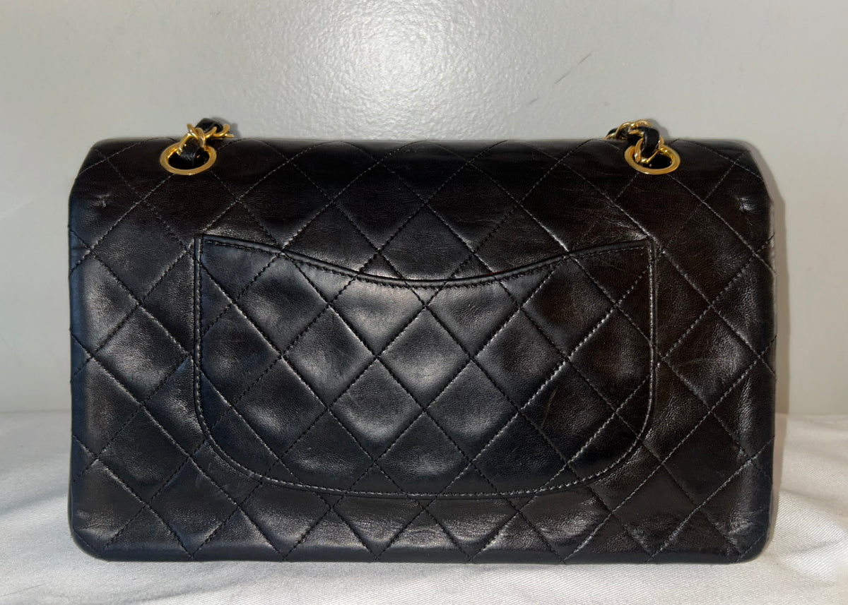CHANEL Vintage Medium Double Flap Lambskin Quilted Handbag Black / 24k Gold