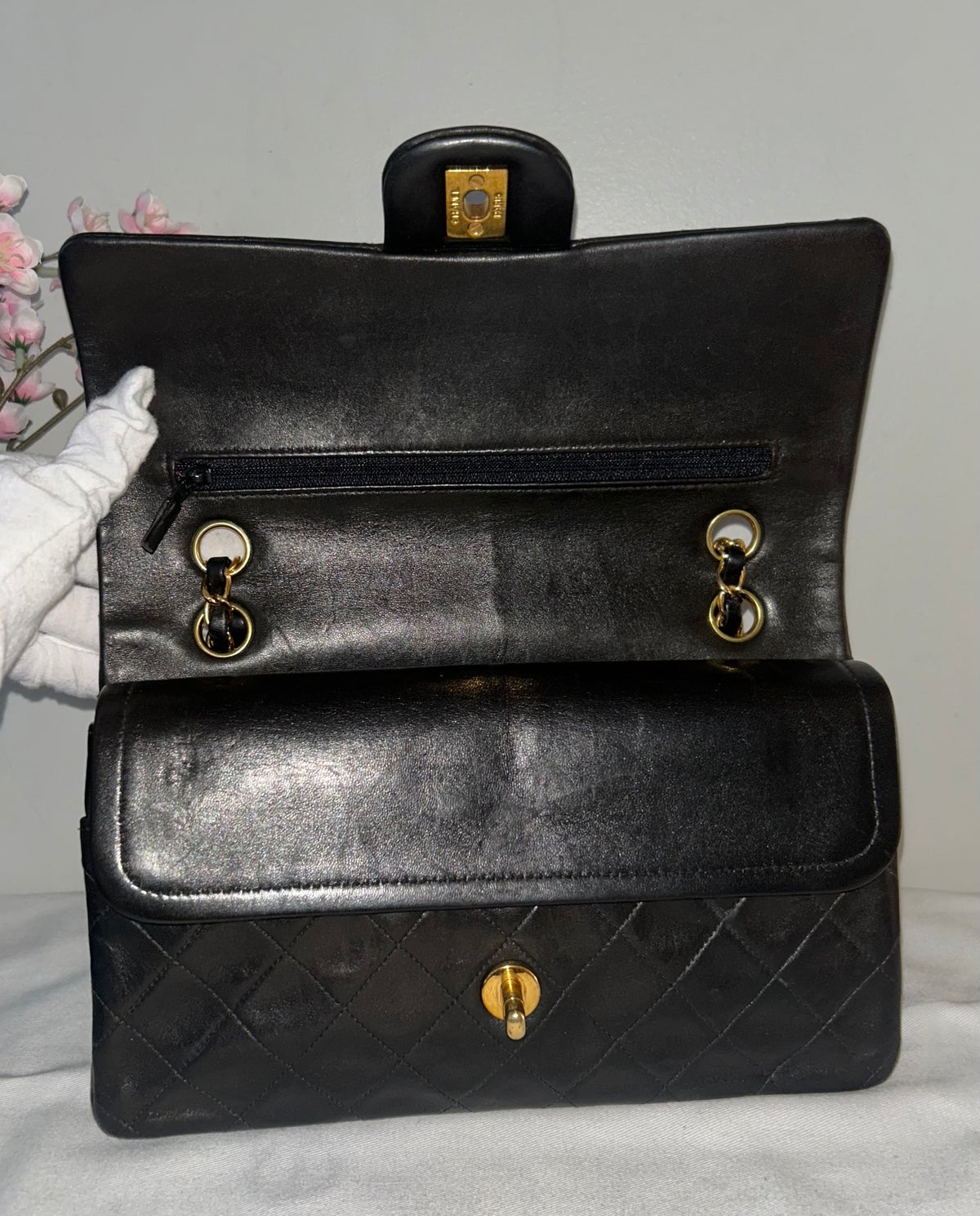 CHANEL Vintage Medium Double Flap Lambskin Quilted Handbag Black / 24k Gold