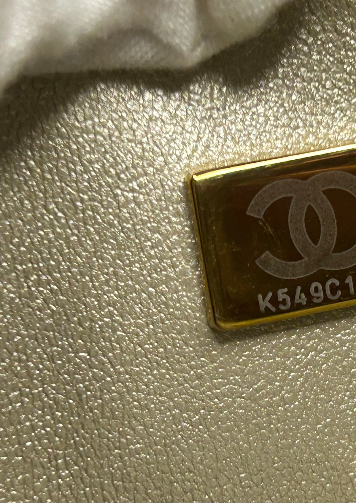 CHANEL Medium Classic Double Flap Metallic Lambskin Quilted Handbag Light Gold