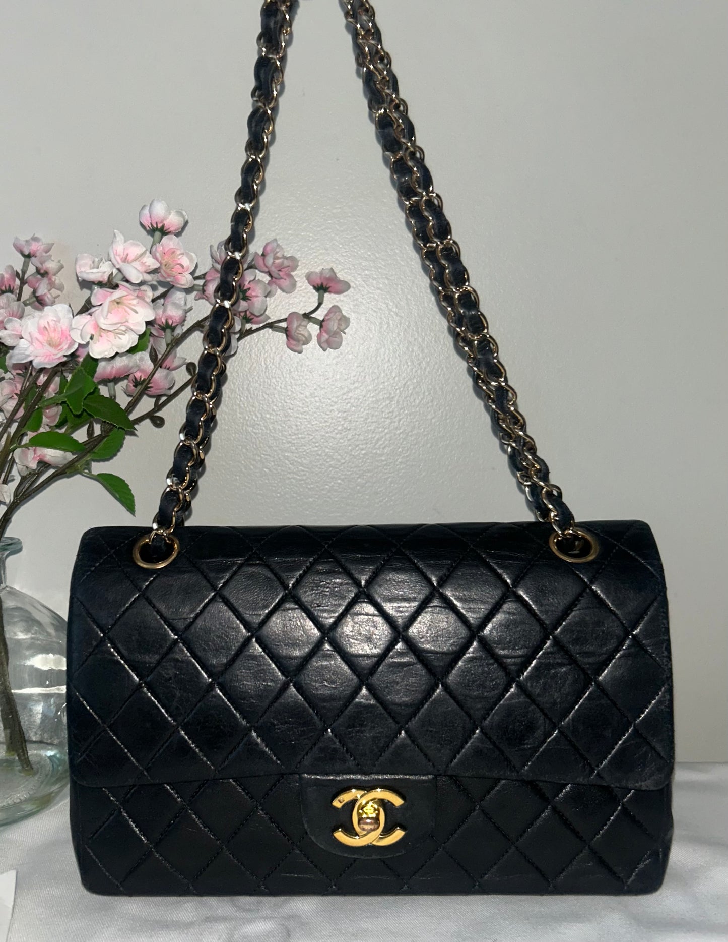 CHANEL Medium Classic Double Flap Lambskin Quilted Handbag Black / 24K Gold