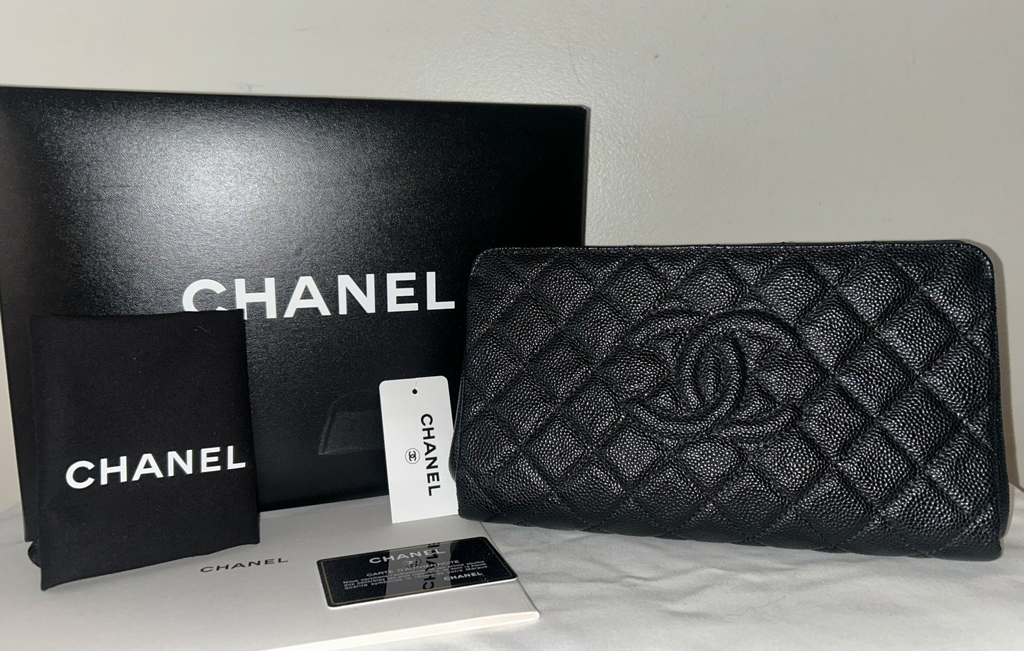 CHANEL Timeless CC Medium Clutch Quilted Iridescent Caviar Black
