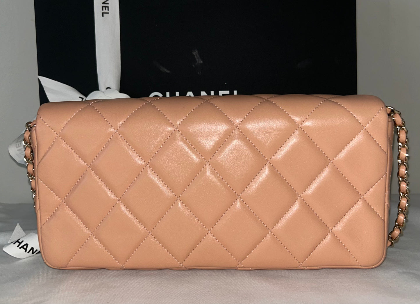 CHANEL 23P Pearl CC Shoulder Flap Bag Quilted Lambskin Peach/Gold