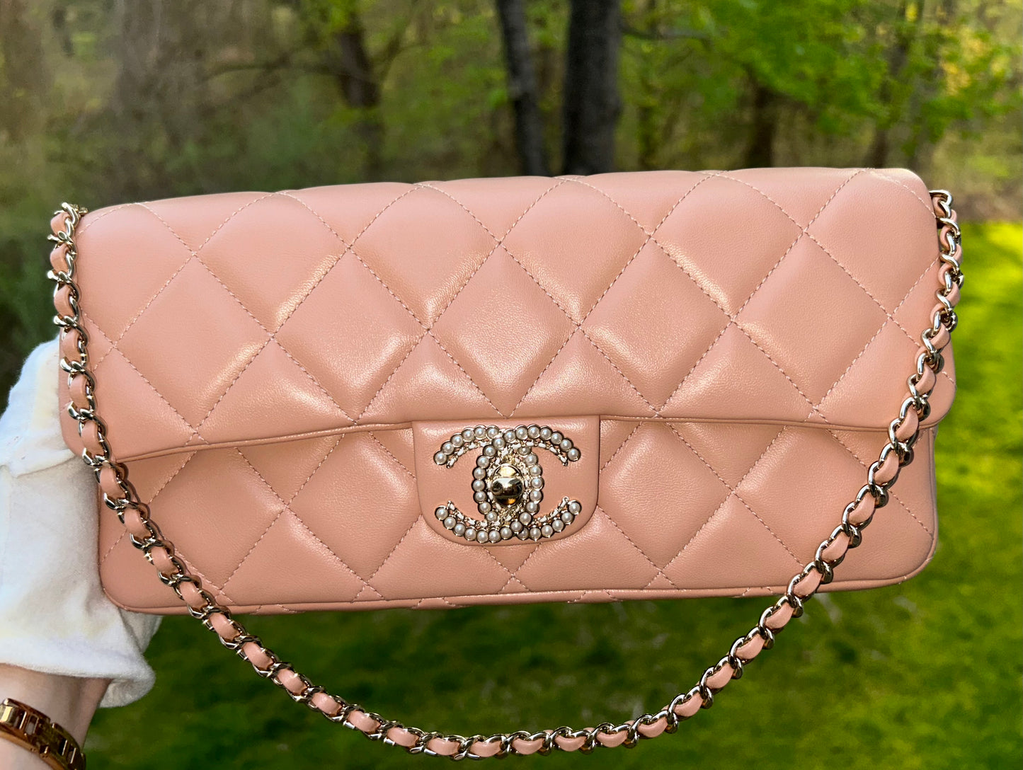 CHANEL 23P Pearl CC Shoulder Flap Bag Quilted Lambskin Peach/Gold