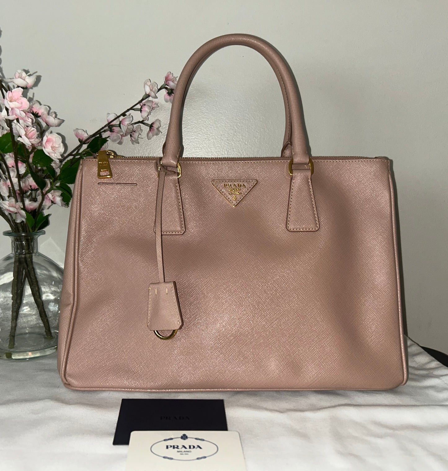 PRADA Galleria Large Saffiano Lux Leather Bag in Cammeo