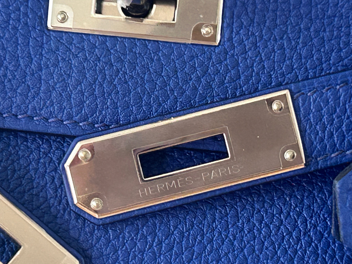 HERMÈS Kelly 28 Bleu Royal Togo Leather Palladium Hardware Handbag