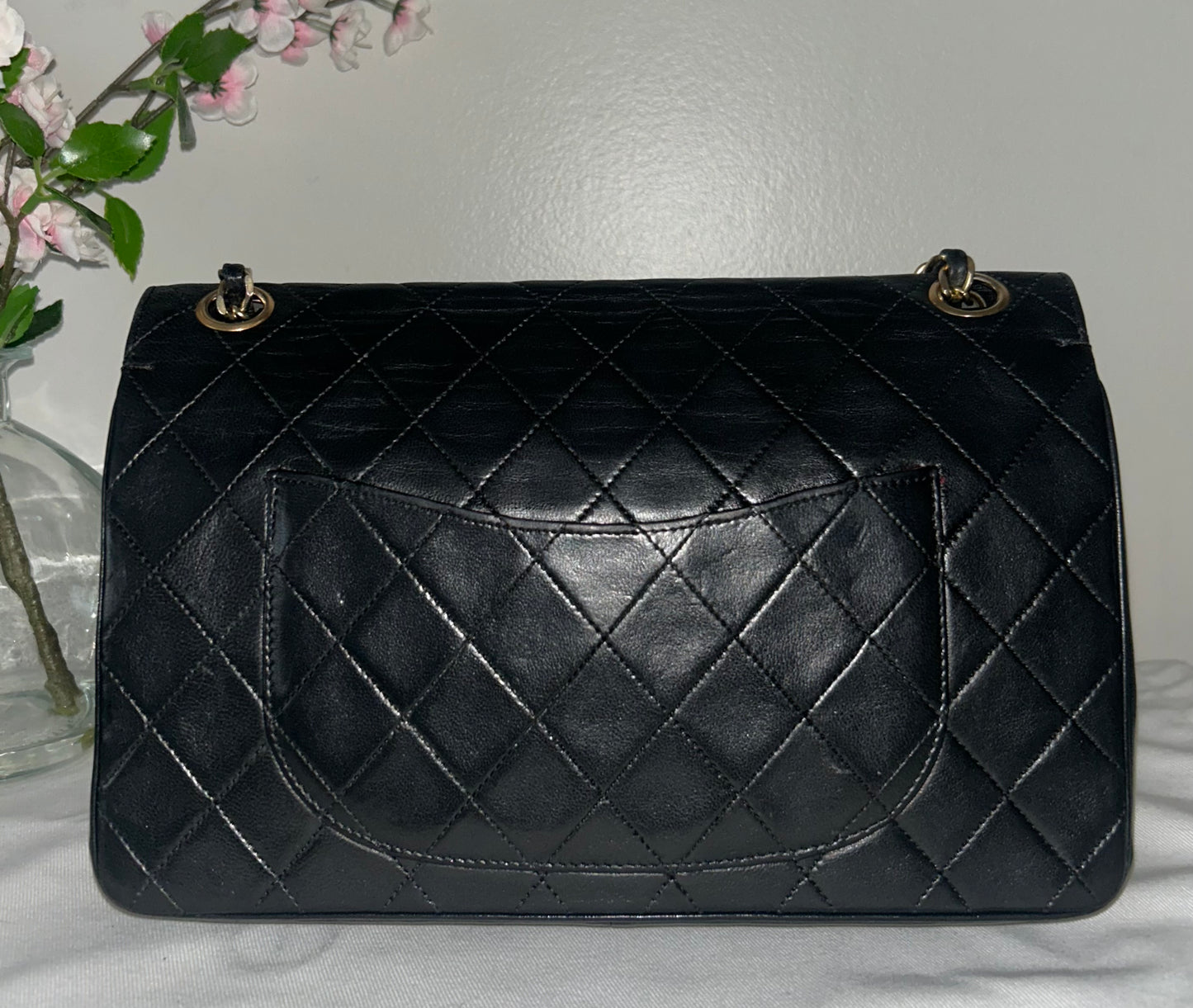 CHANEL Medium Classic Double Flap Lambskin Quilted Handbag Black / 24K Gold