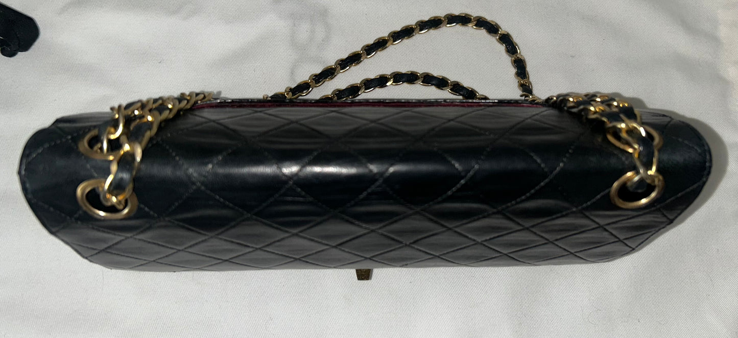CHANEL Medium Classic Double Flap Lambskin Quilted Handbag Black / 24K Gold