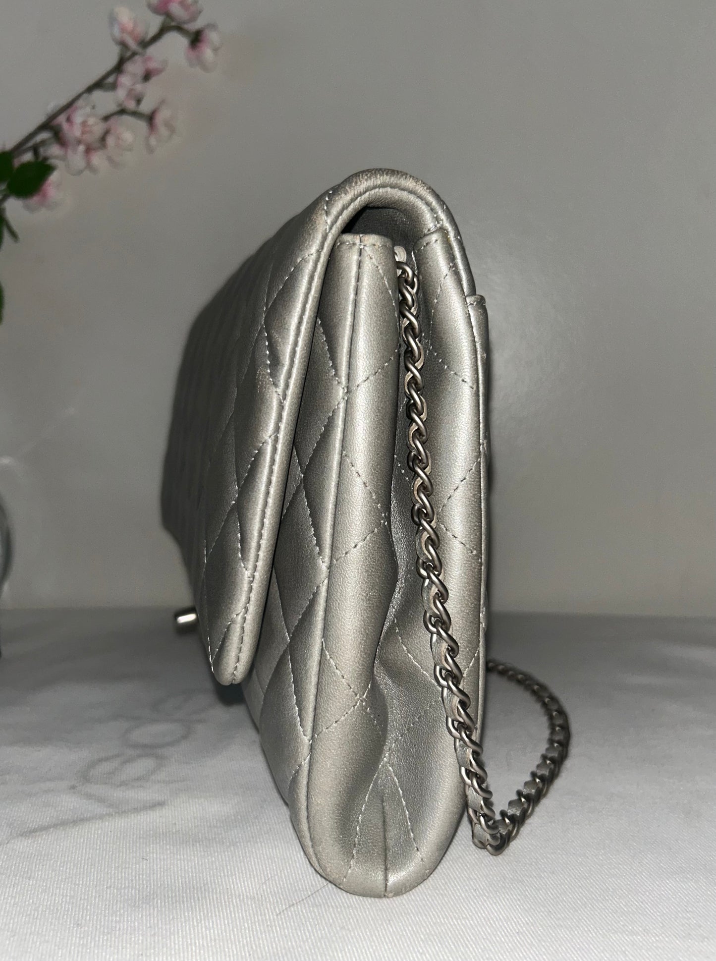 CHANEL CC Classic Single Flap Quilted Lambskin Leather Shoulder Bag Silver Grey