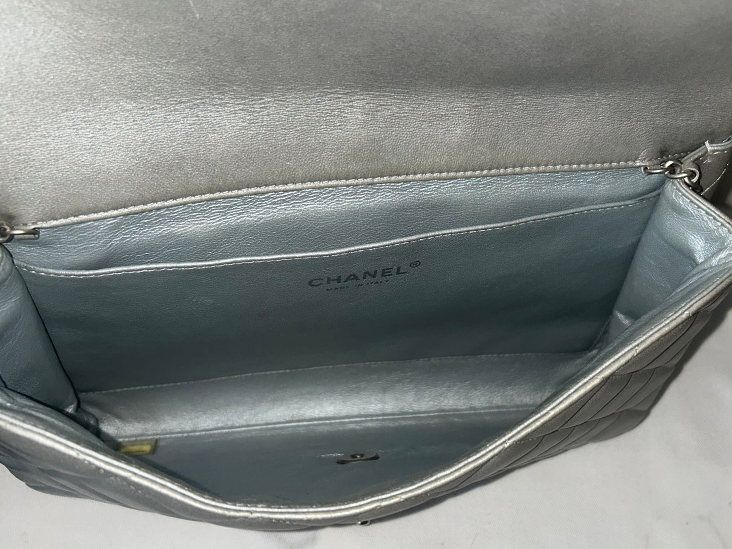 CHANEL CC Classic Single Flap Quilted Lambskin Leather Shoulder Bag Silver Grey