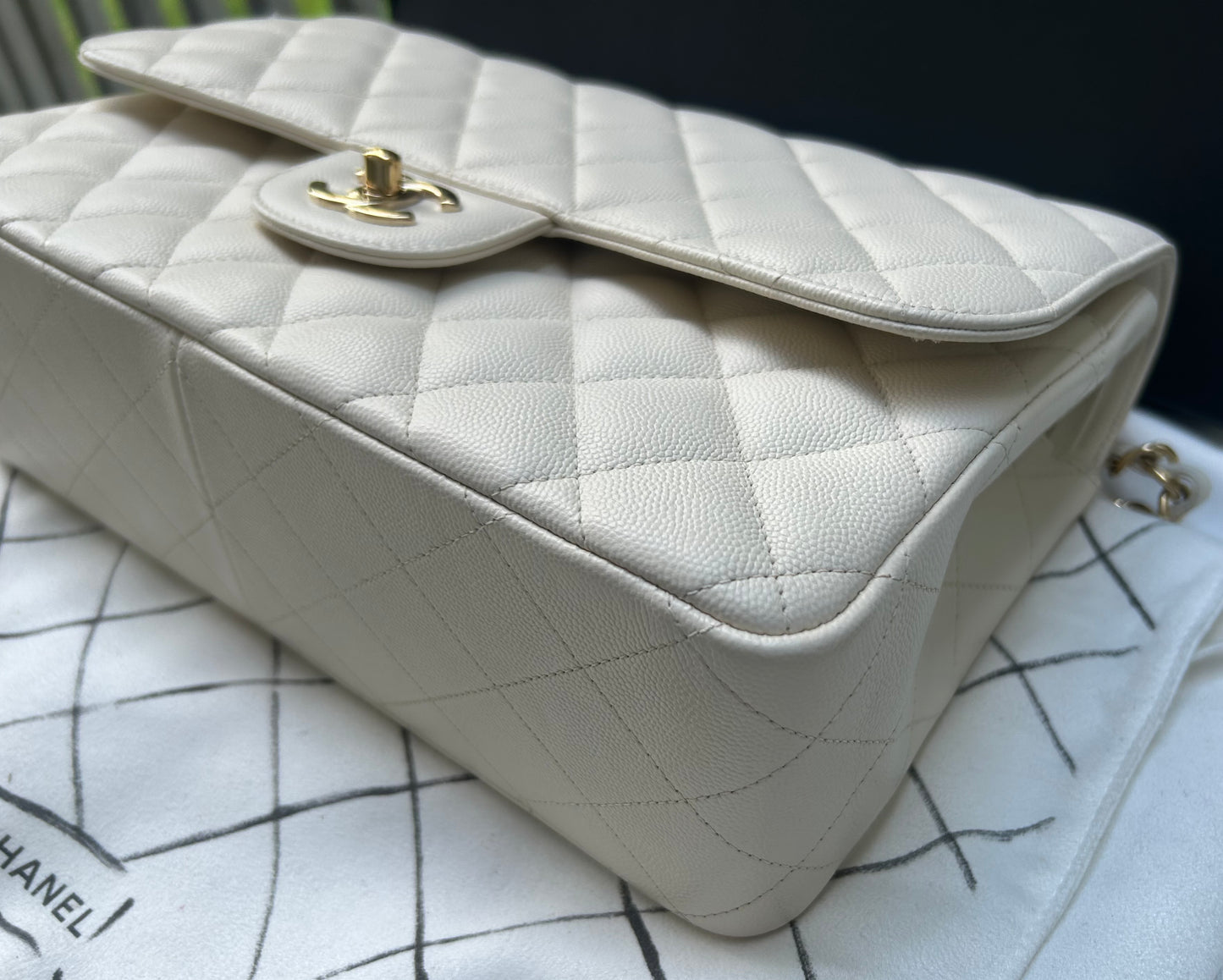 CHANEL Classic Jumbo Double Flap Quilted Caviar Handbag White