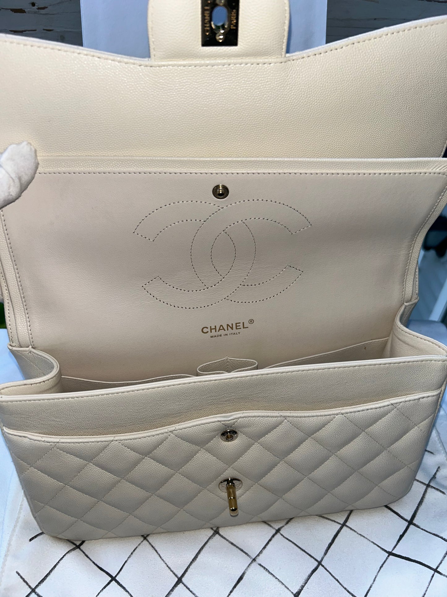 CHANEL Classic Jumbo Double Flap Quilted Caviar Handbag White