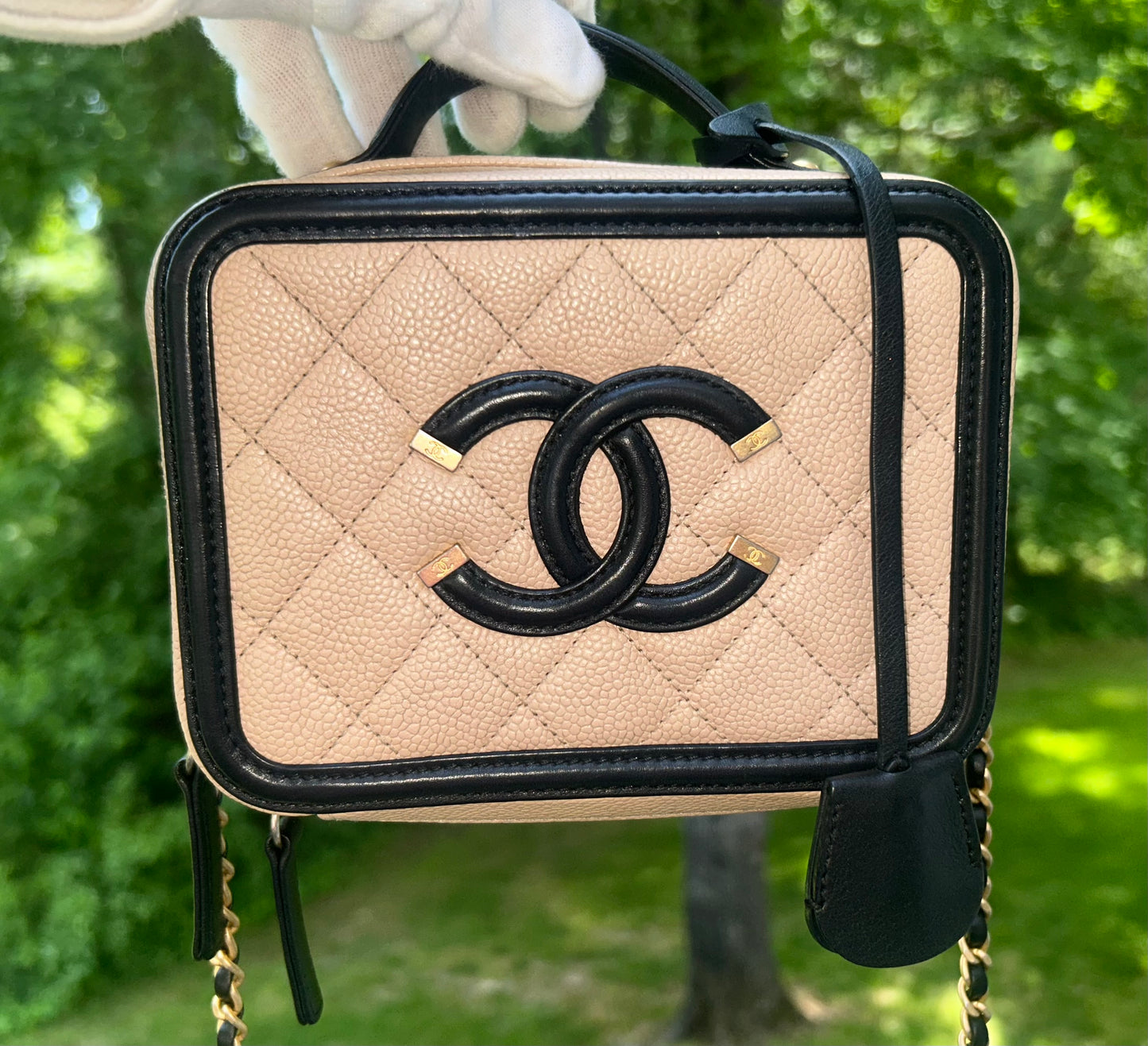 CHANEL Small CC Filigree Crossbody Bag Quilted Caviar Leather Beige/Black