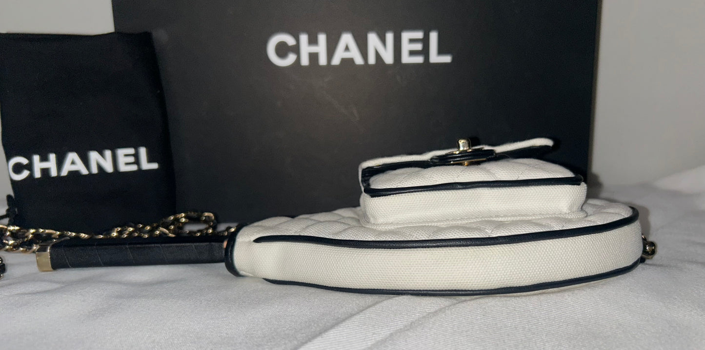 CHANEL 23C Tennis Racket Clutch Crossbody Bag with CC Vanity Mirror White/Black