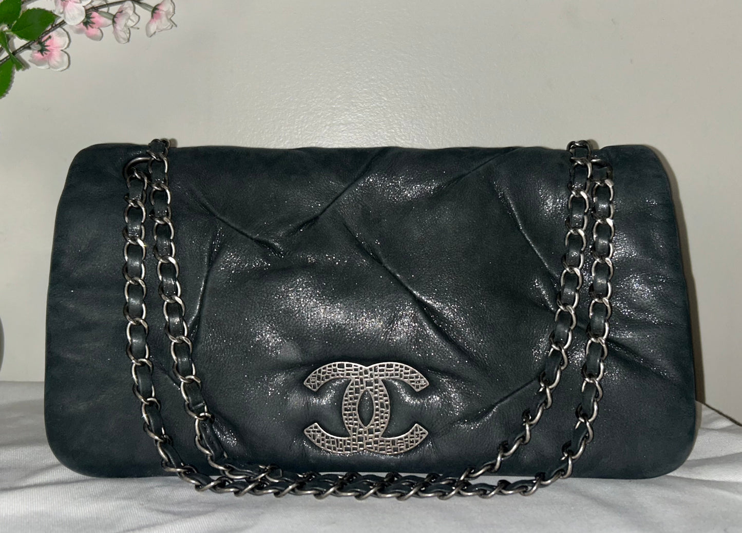 CHANEL Iridescent Calfskin Glint Large Flap Bag Charcoal Dark Grey