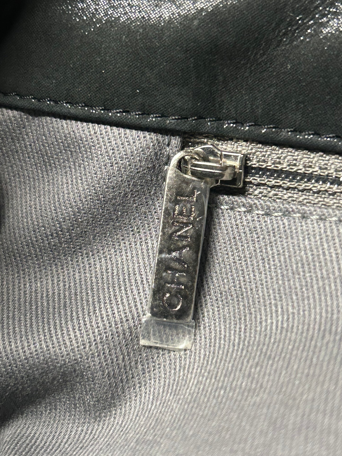 CHANEL Iridescent Calfskin Glint Large Flap Bag Charcoal Dark Grey