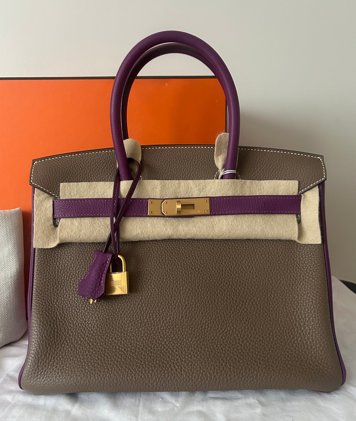 HERMÈS Birkin 30 (HSS) Etoupe/Parme Togo Leather Brushed Gold Hardware